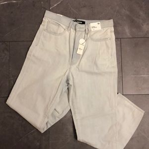 • Express women’s jeans size 10R •